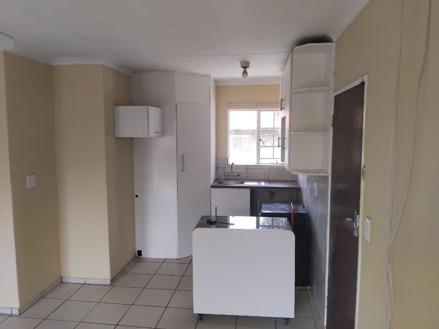3 Bedroom Property for Sale in Birchleigh Gauteng