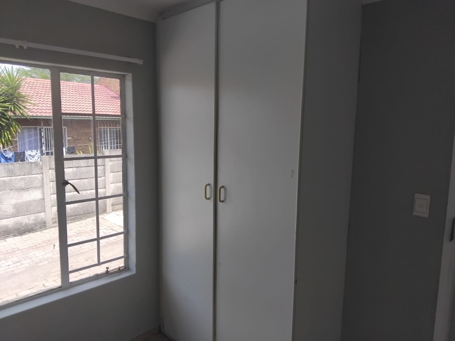 3 Bedroom Property for Sale in Birchleigh Gauteng