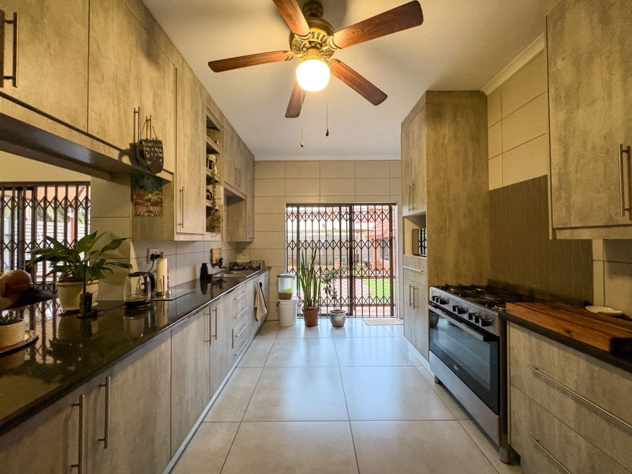 3 Bedroom Property for Sale in Brenthurst Gauteng