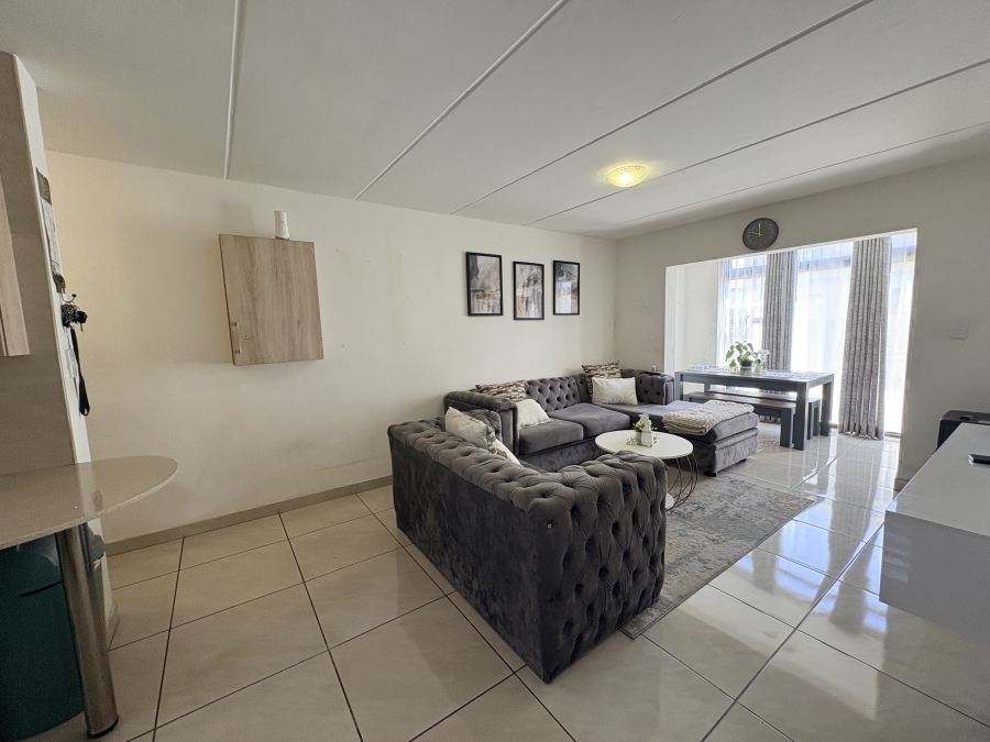 2 Bedroom Property for Sale in Parkrand Gauteng