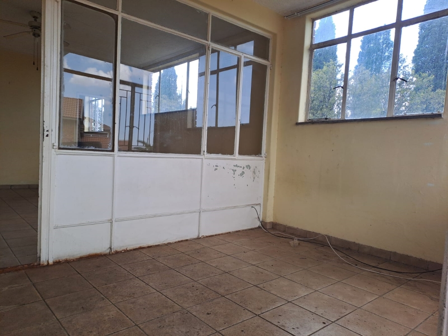 1 Bedroom Property for Sale in Edleen Gauteng
