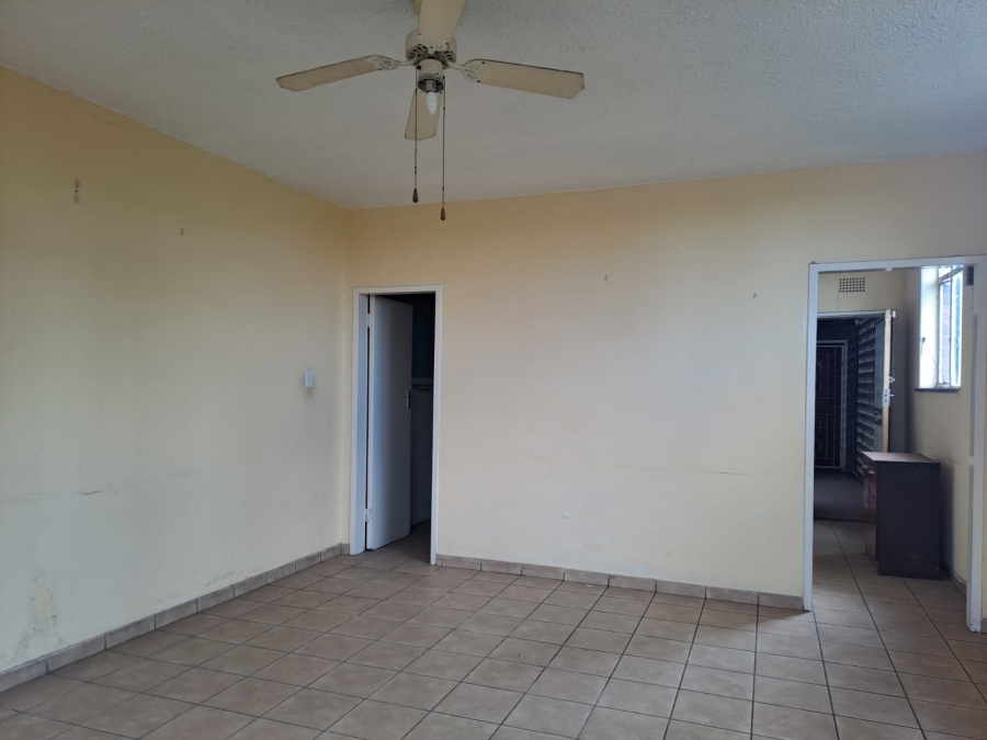 1 Bedroom Property for Sale in Edleen Gauteng
