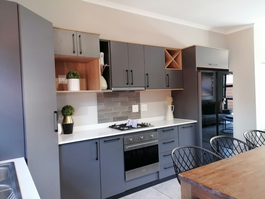 3 Bedroom Property for Sale in Boardwalk Villas Gauteng