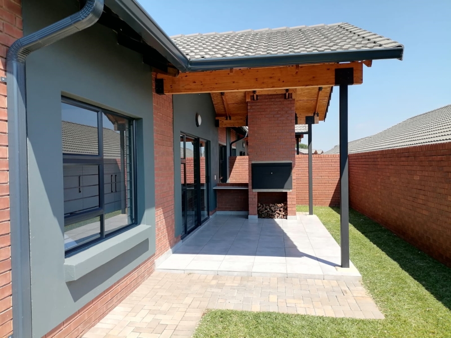 3 Bedroom Property for Sale in Boardwalk Villas Gauteng