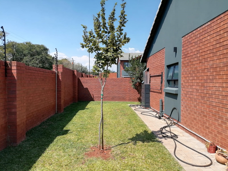 3 Bedroom Property for Sale in Boardwalk Villas Gauteng