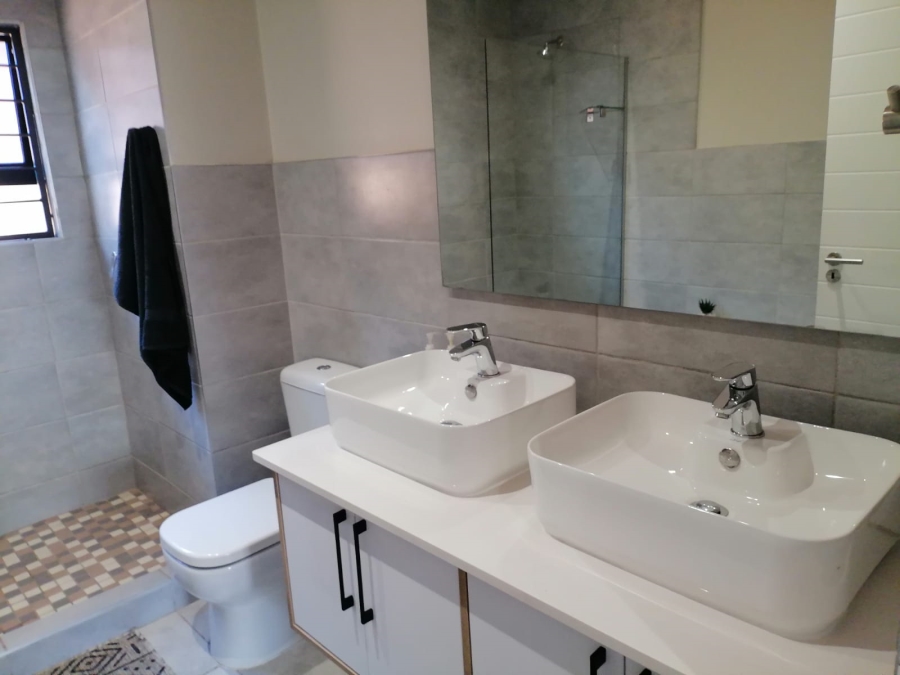 3 Bedroom Property for Sale in Boardwalk Villas Gauteng