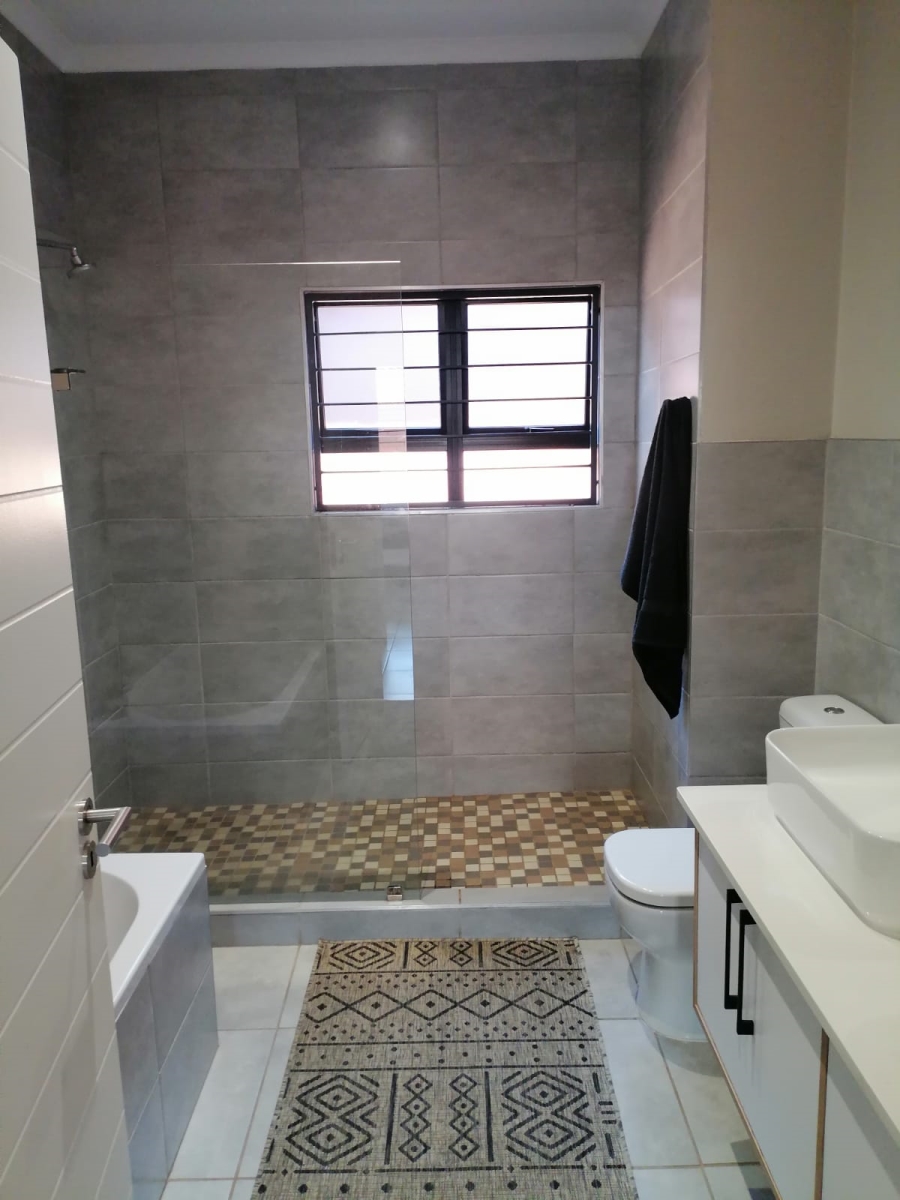 3 Bedroom Property for Sale in Boardwalk Villas Gauteng