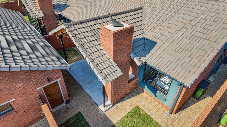 3 Bedroom Property for Sale in Boardwalk Villas Gauteng