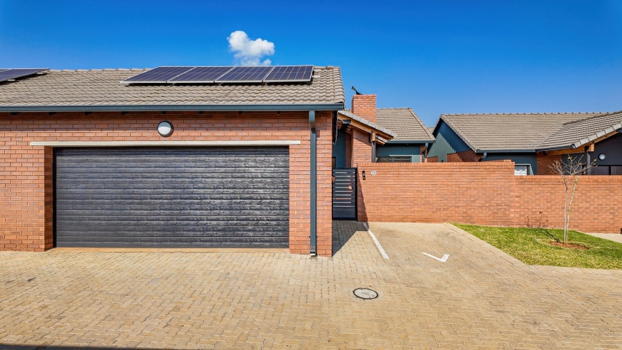 3 Bedroom Property for Sale in Boardwalk Villas Gauteng