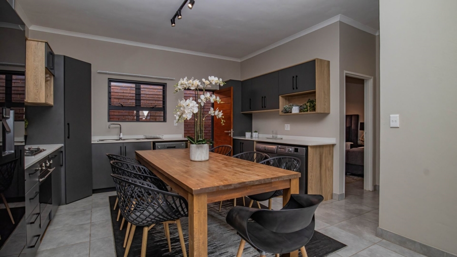 3 Bedroom Property for Sale in Boardwalk Villas Gauteng