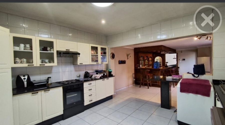 3 Bedroom Property for Sale in Edleen Gauteng