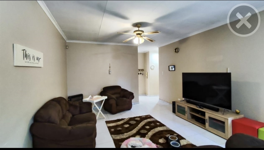 3 Bedroom Property for Sale in Edleen Gauteng