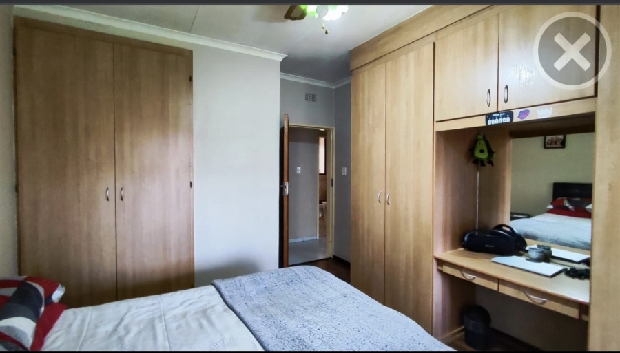 3 Bedroom Property for Sale in Edleen Gauteng