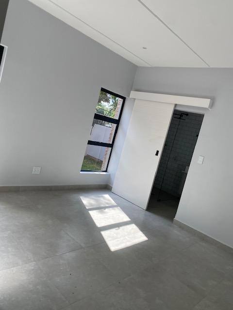 3 Bedroom Property for Sale in Bryanston West Gauteng