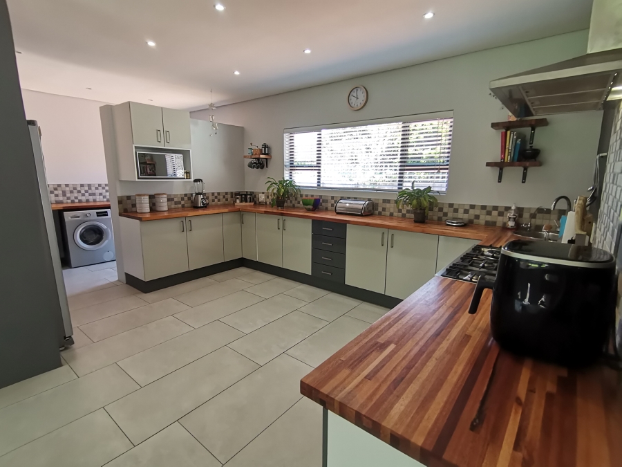 3 Bedroom Property for Sale in Brackenhurst Gauteng