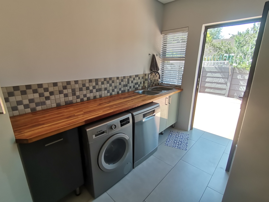 3 Bedroom Property for Sale in Brackenhurst Gauteng