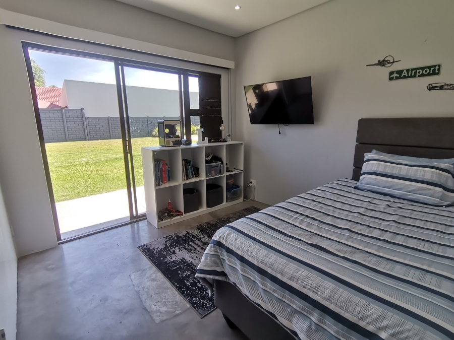 3 Bedroom Property for Sale in Brackenhurst Gauteng