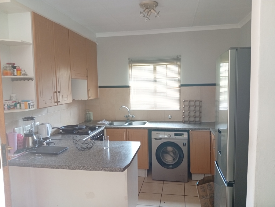 2 Bedroom Property for Sale in Equestria Gauteng