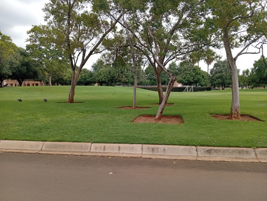 2 Bedroom Property for Sale in Equestria Gauteng