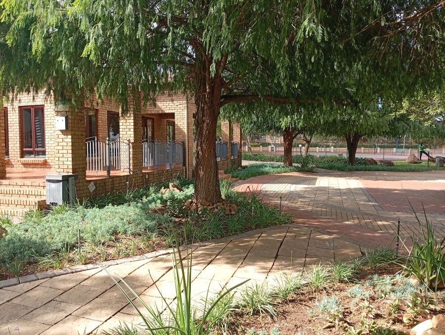 2 Bedroom Property for Sale in Equestria Gauteng