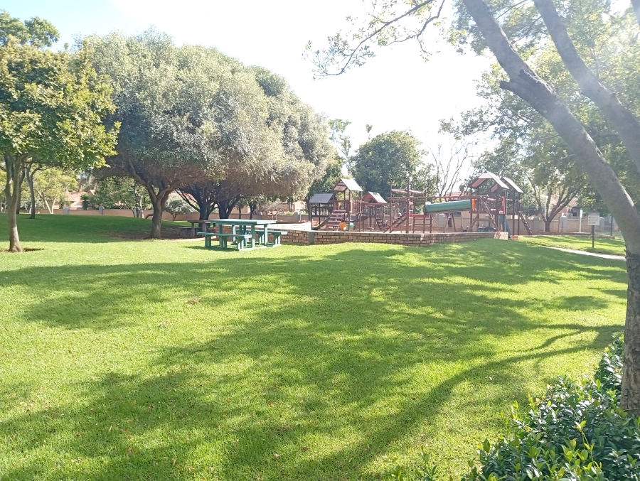 2 Bedroom Property for Sale in Equestria Gauteng