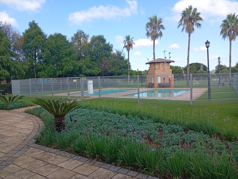 2 Bedroom Property for Sale in Equestria Gauteng