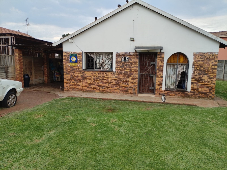 3 Bedroom Property for Sale in Bakerton Gauteng