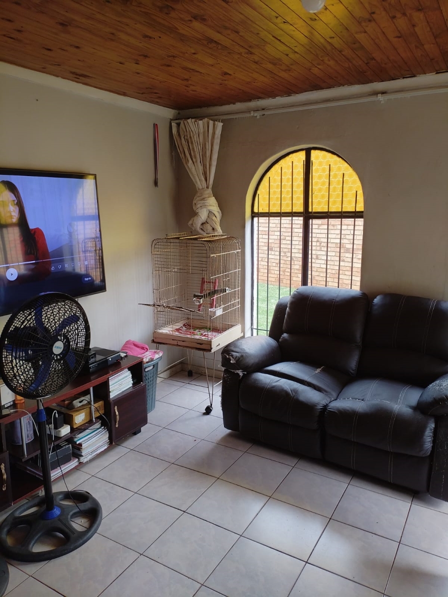 3 Bedroom Property for Sale in Bakerton Gauteng