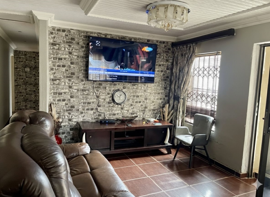 3 Bedroom Property for Sale in Mahube Valley Gauteng