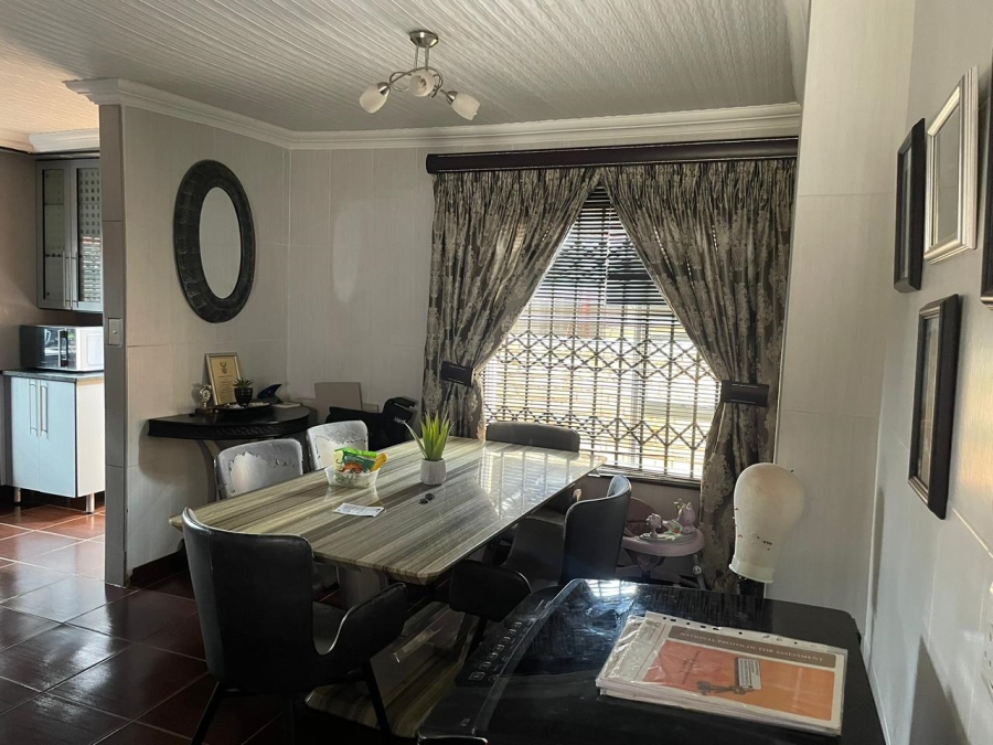 3 Bedroom Property for Sale in Mahube Valley Gauteng