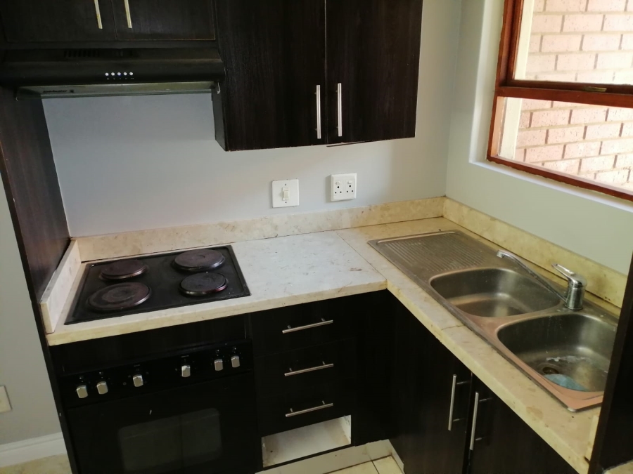 2 Bedroom Property for Sale in Pretorius Park Gauteng