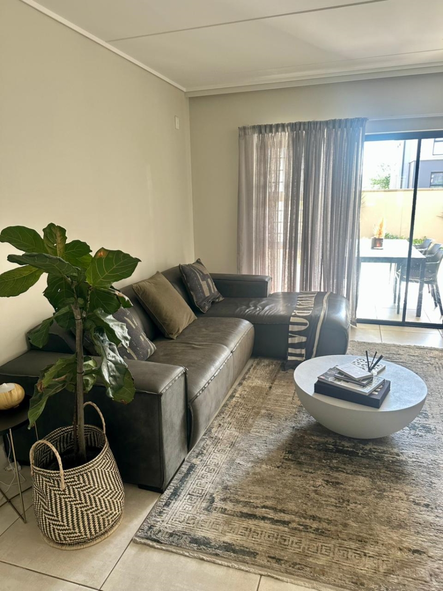 To Let 3 Bedroom Property for Rent in Waterfall Gauteng