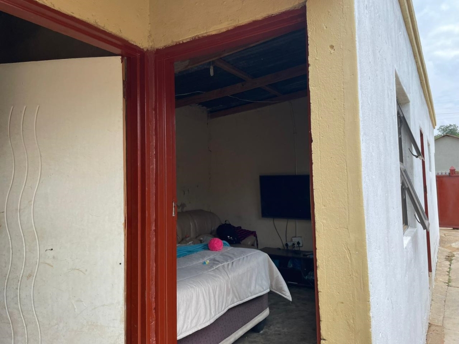2 Bedroom Property for Sale in Mamelodi East Gauteng