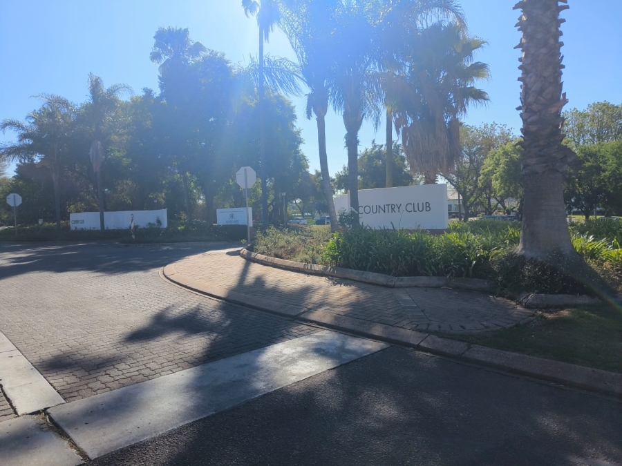 4 Bedroom Property for Sale in Silver Lakes Gauteng