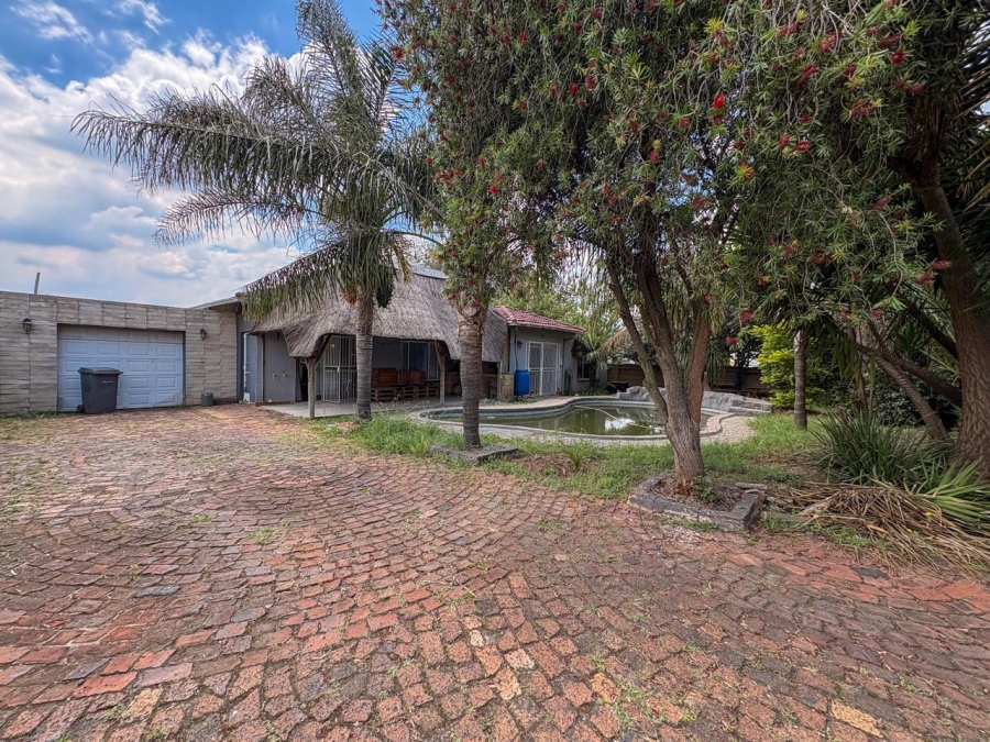 3 Bedroom Property for Sale in Brenthurst Gauteng