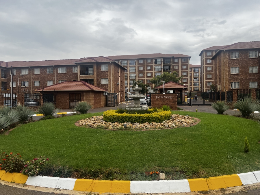 2 Bedroom Property for Sale in Karenpark Gauteng