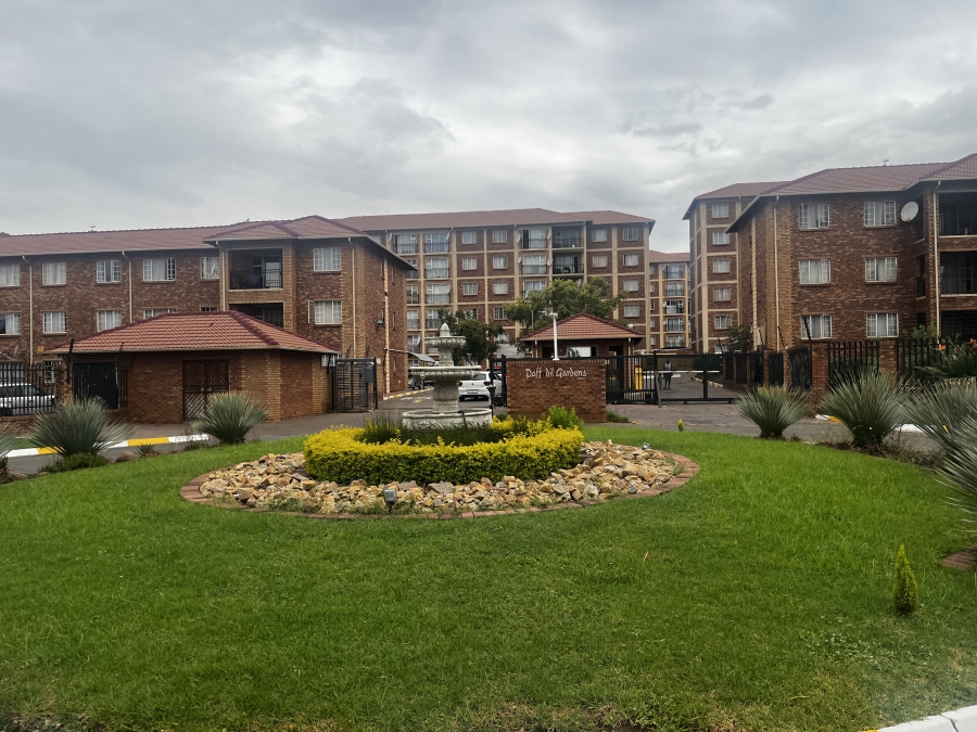 2 Bedroom Property for Sale in Karenpark Gauteng