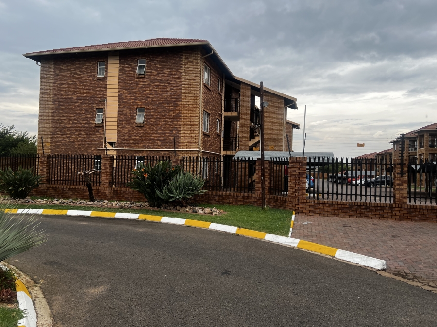 2 Bedroom Property for Sale in Karenpark Gauteng