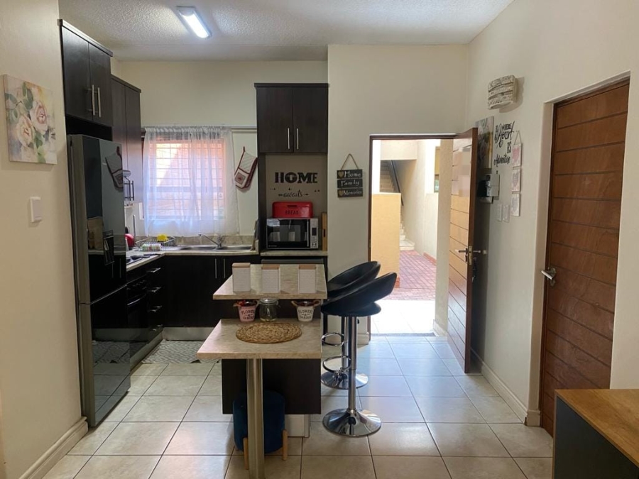 To Let 2 Bedroom Property for Rent in Pretorius Park Gauteng
