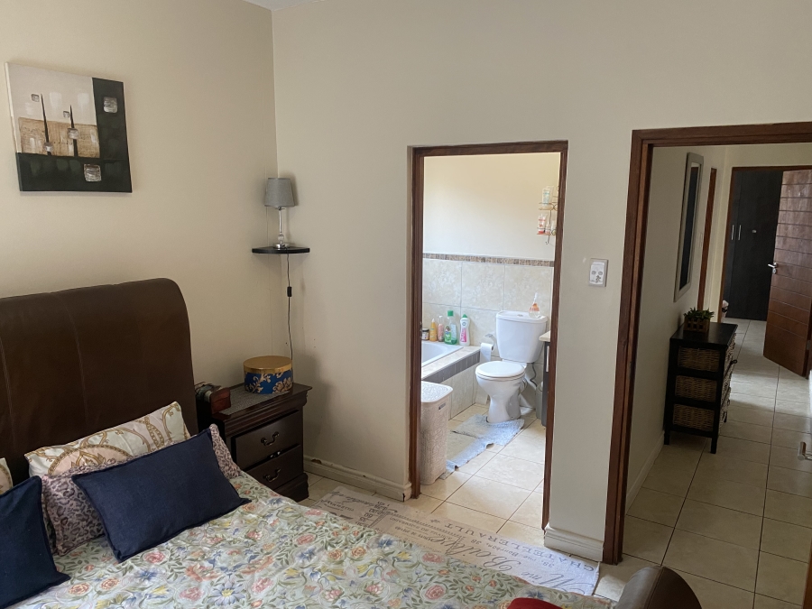 To Let 2 Bedroom Property for Rent in Pretorius Park Gauteng