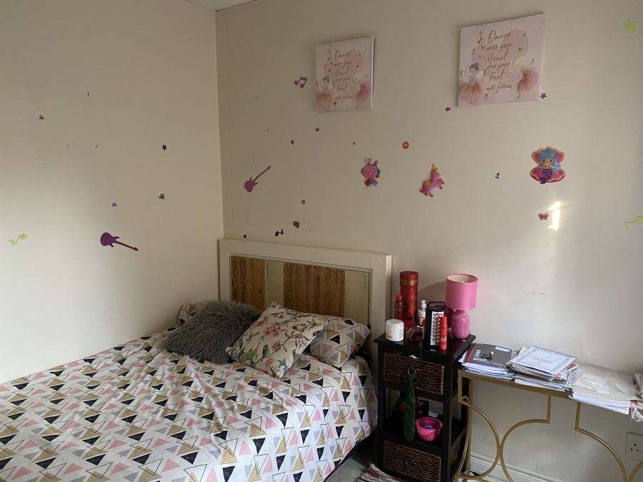 To Let 2 Bedroom Property for Rent in Pretorius Park Gauteng