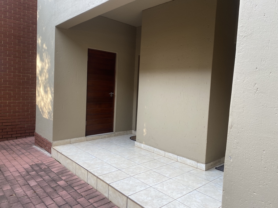 To Let 2 Bedroom Property for Rent in Pretorius Park Gauteng