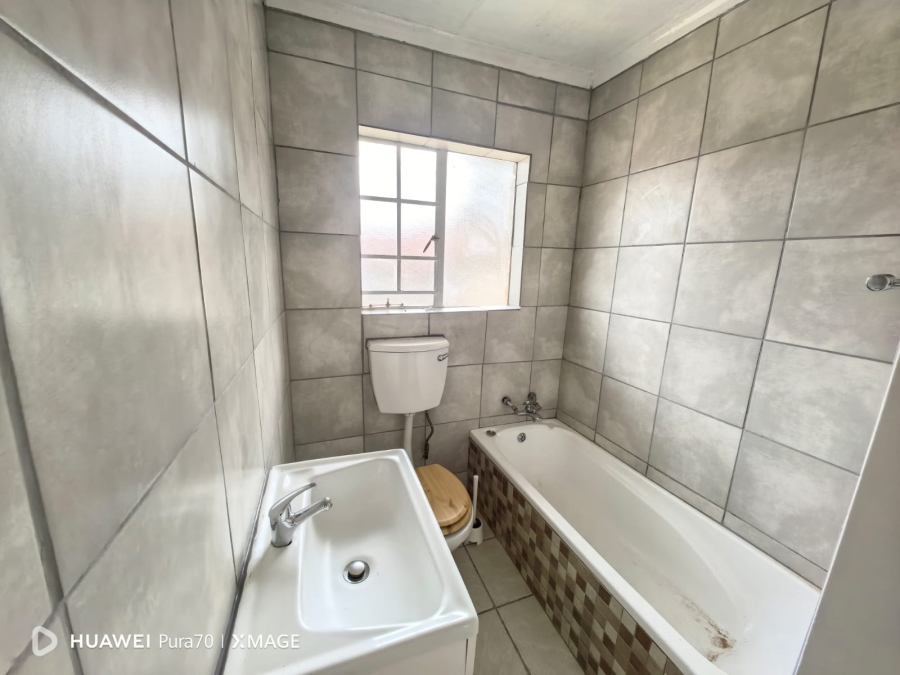 3 Bedroom Property for Sale in Birchleigh Gauteng