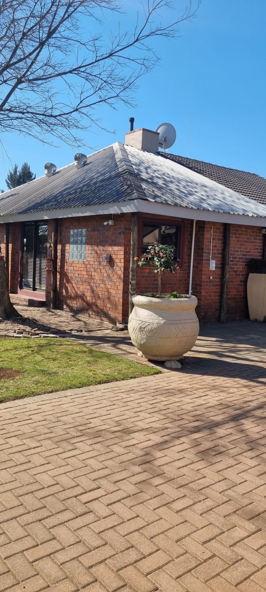 4 Bedroom Property for Sale in Dal Fouche Gauteng