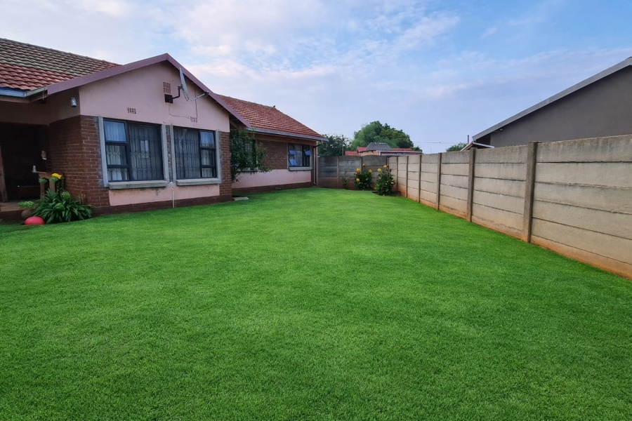3 Bedroom Property for Sale in Edelweiss Gauteng