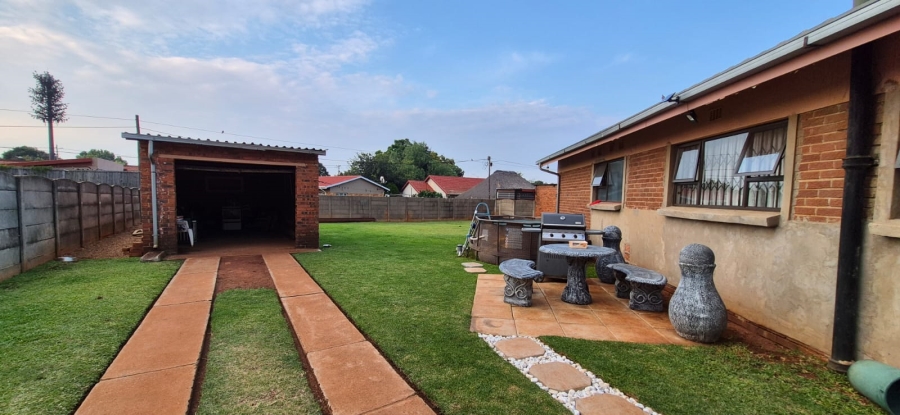 3 Bedroom Property for Sale in Edelweiss Gauteng