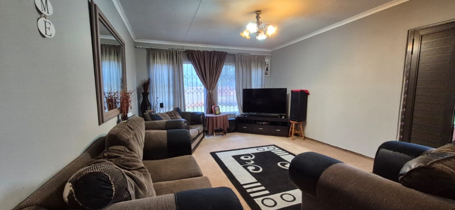 3 Bedroom Property for Sale in Edelweiss Gauteng