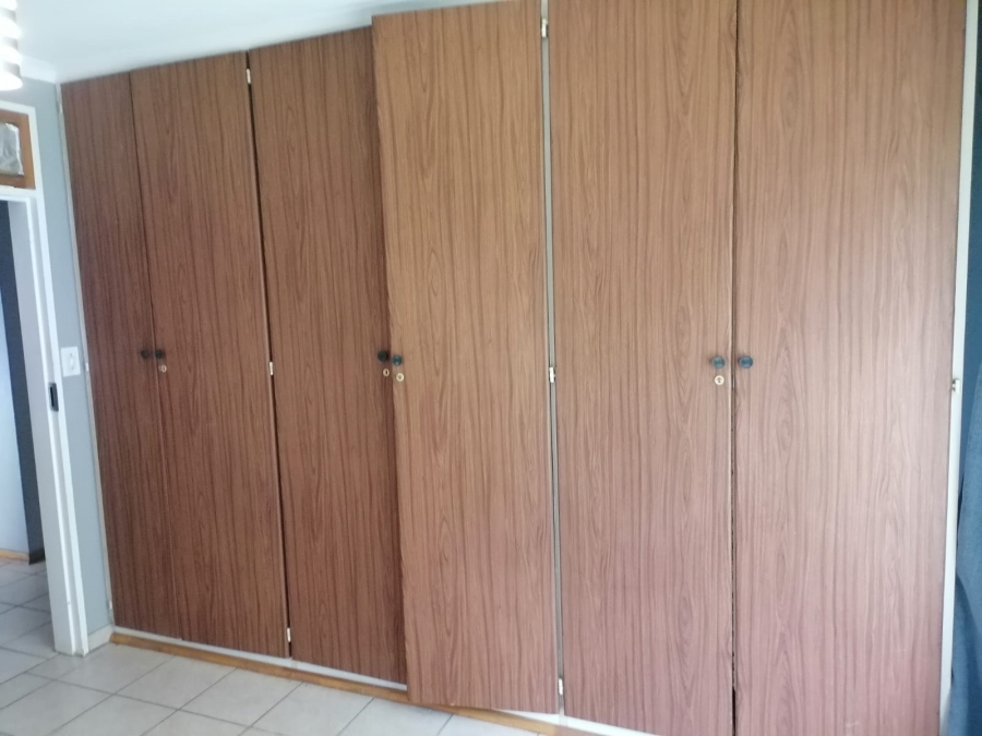 To Let 3 Bedroom Property for Rent in Die Wilgers Gauteng