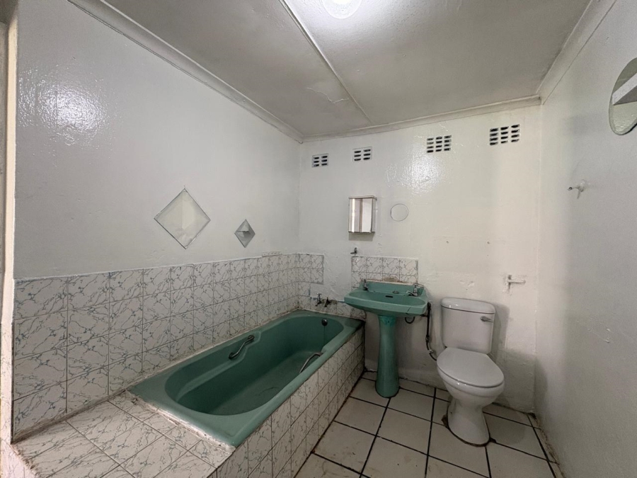 2 Bedroom Property for Sale in Brakpan Central Gauteng