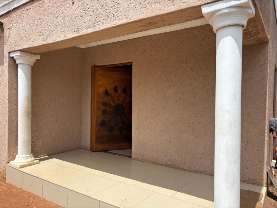 2 Bedroom Property for Sale in Soshanguve S Gauteng